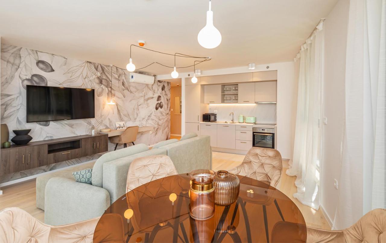 Apartman Sunny Lol Port In The Centre *